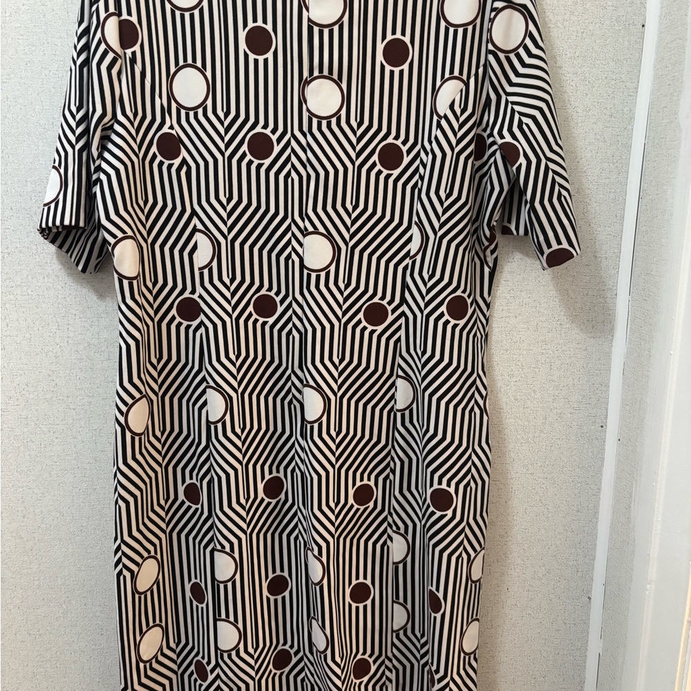 Geometric Patterned Black and White Dress